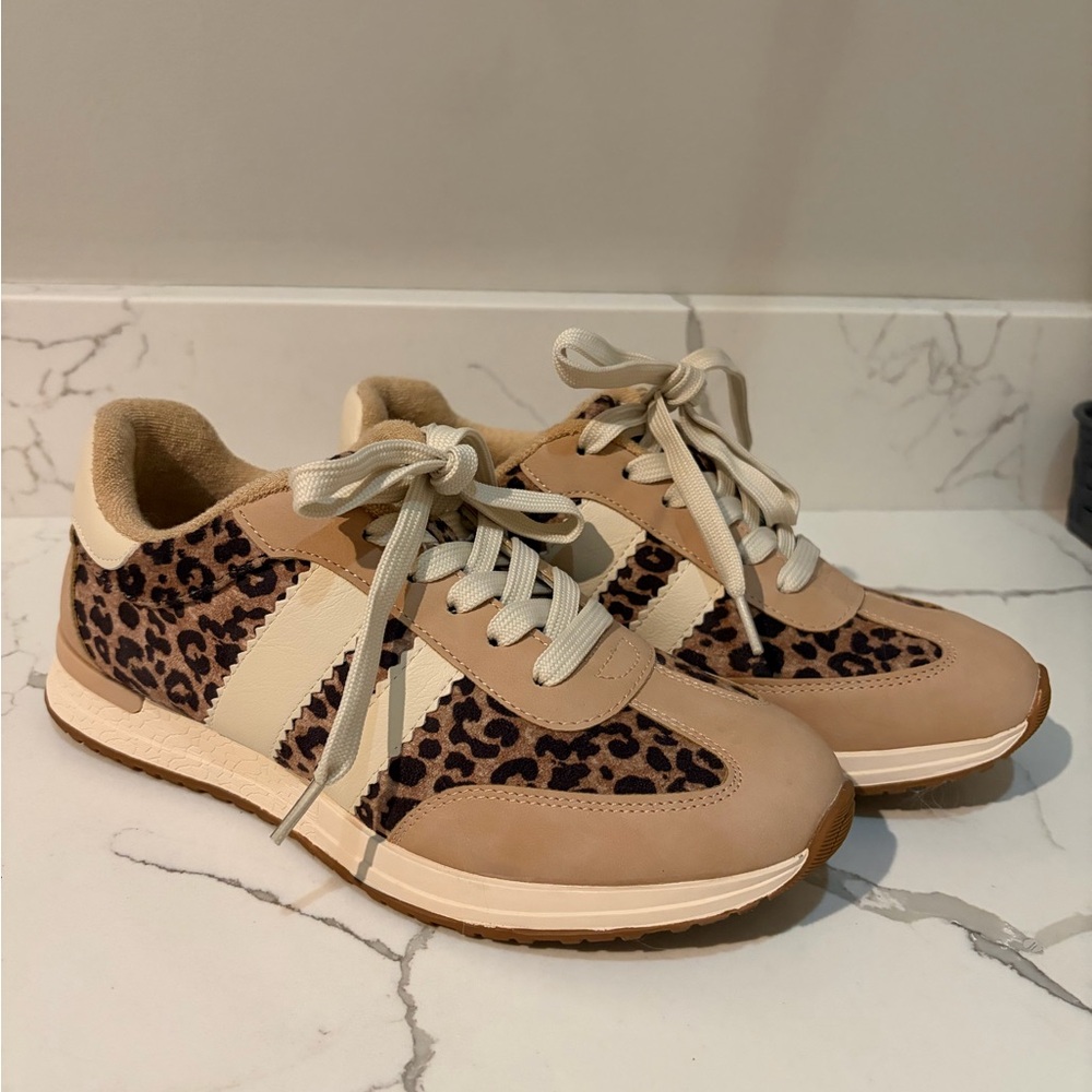 Dolce Vita Beige and Leopard-Print Women's Sneakers